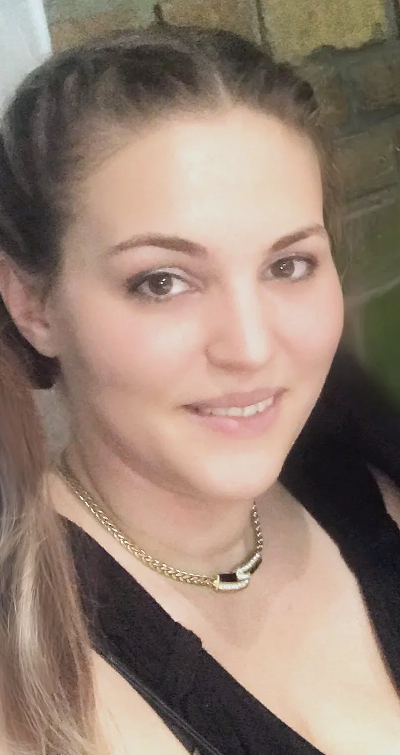 Tornyi-Gilau Renáta protréfotó